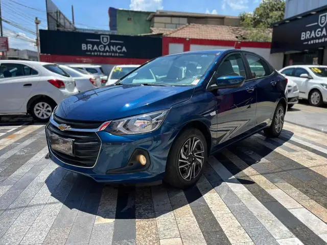 Carro Chevrolet Onix Plus 2025 LT 1.0