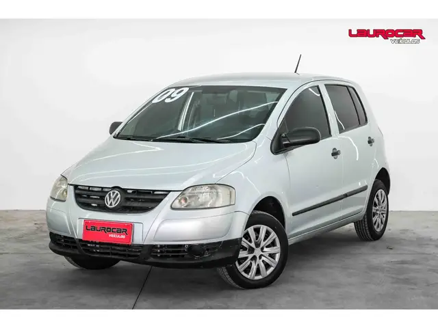 Carro Volkswagen Fox 2009 1.0 8V (Flex) 4p