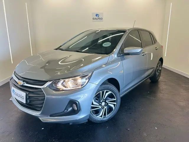 Carro Chevrolet Onix 2025 LT 1.0