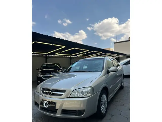 Carro Chevrolet Astra Sedan 2005 Elegance 2.0 (Flex)
