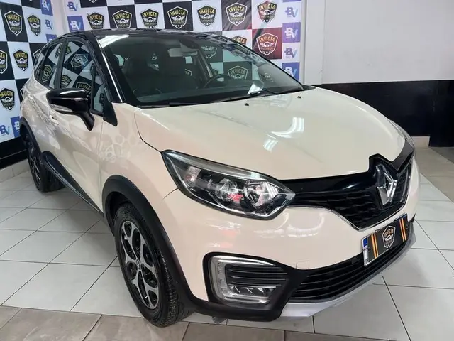 Carro Renault Captur 2018 Intense 1.6 16v SCe CVT (Flex)