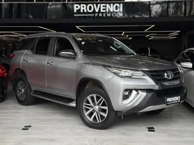 Carro Toyota Hilux Cabine Dupla 2020 Hilux 2.7 SR CD 4x2 (Flex)