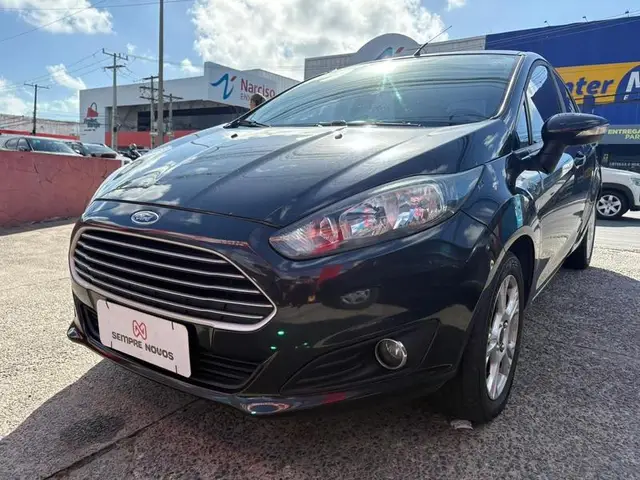 Carro Ford Fiesta Hatch 2016 1.6 (Flex)