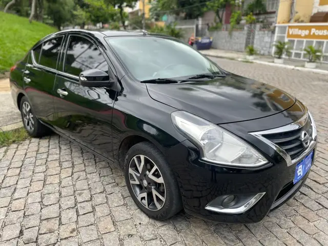Carro Nissan Versa 2017 1.6 16V SL FlexStart (Flex)