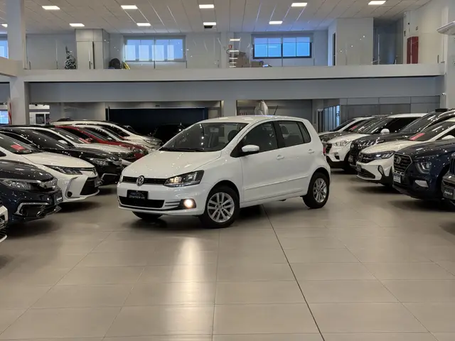 Carro Volkswagen Fox 2021 1.6 MSI Connect (Flex)