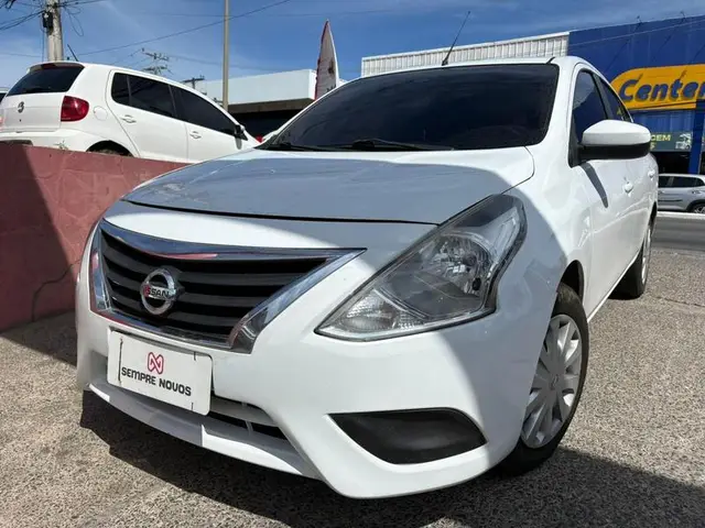 Carro Nissan Versa 2019 1.0 12V (Flex)