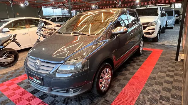 Carro Volkswagen Fox 2009 City 1.0 8V (Flex)