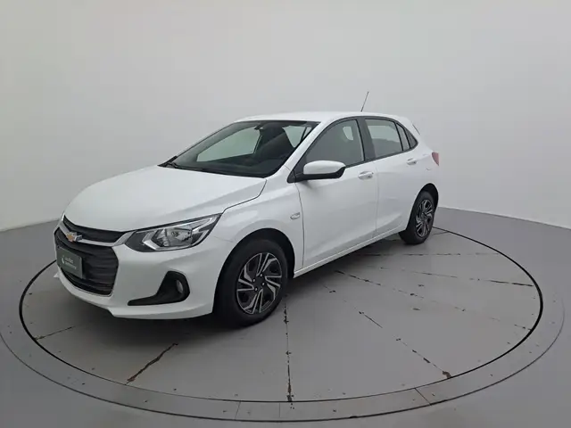 Carro Chevrolet Onix Plus 2025 LT 1.0
