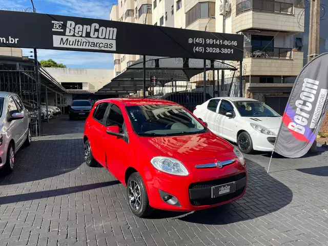 Carro Fiat Palio 2014 Attractive 1.0 8V (Flex)