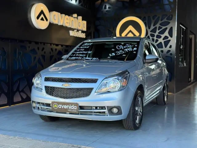 Carro Chevrolet Agile 2011 LTZ 1.4 8V (Flex)