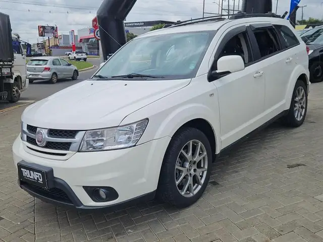 Carro Fiat Freemont 2014 2.4 16V Precision (Aut)