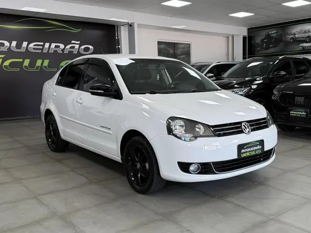 Carro Volkswagen Polo Sedan 2014 Comfortline 1.6 8V (Flex)