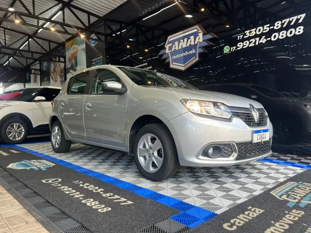 Carro Renault Sandero 2015 Dynamique 1.6 8V