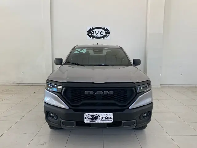 Carro Ram Rampage 2024 Rebel 2.0 Turbodiesel
