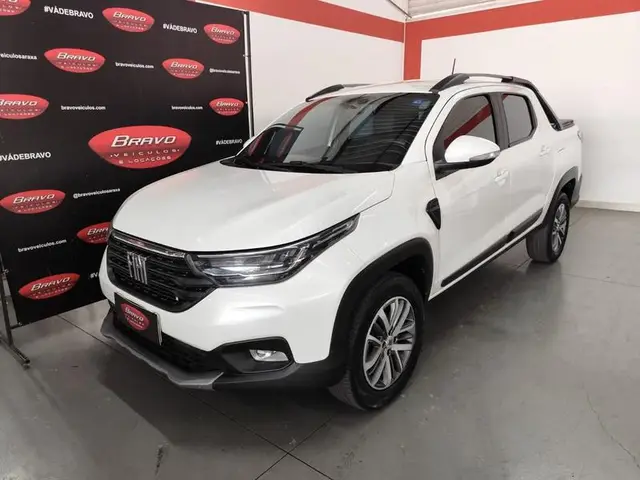 Carro Fiat Strada 2022 Volcano 1.3 CD (Flex)