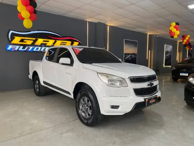 Carro Chevrolet S10 Cabine Dupla 2016 S10 2.4 Advantage (Cabine Dupla)