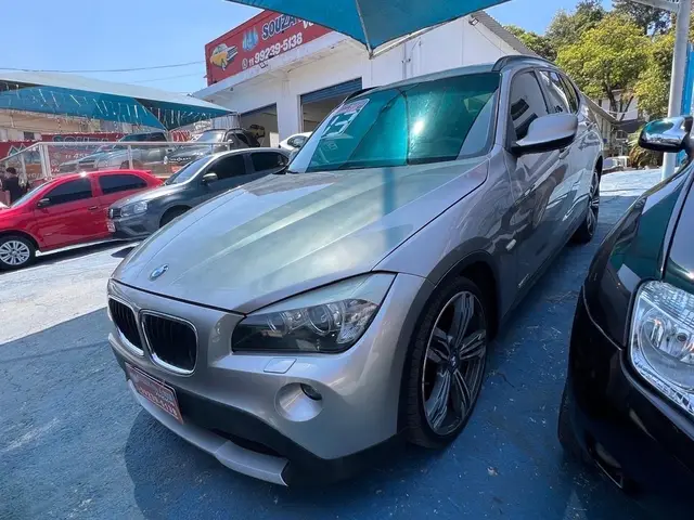 Carro BMW X1 2013 2.0 sDrive18i (aut)