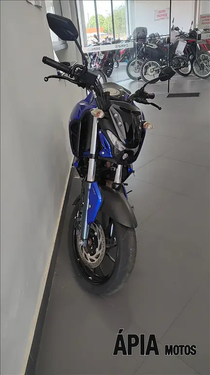 Moto Yamaha Fazer FZ15 2024 ABS