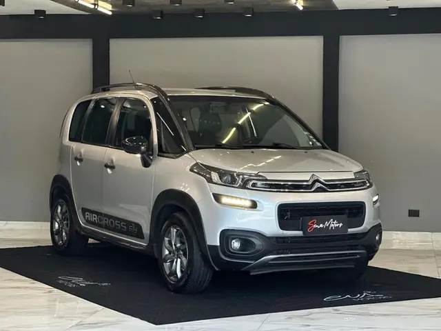Carro Citroën Aircross 2017 1.6 16V Feel (Flex)