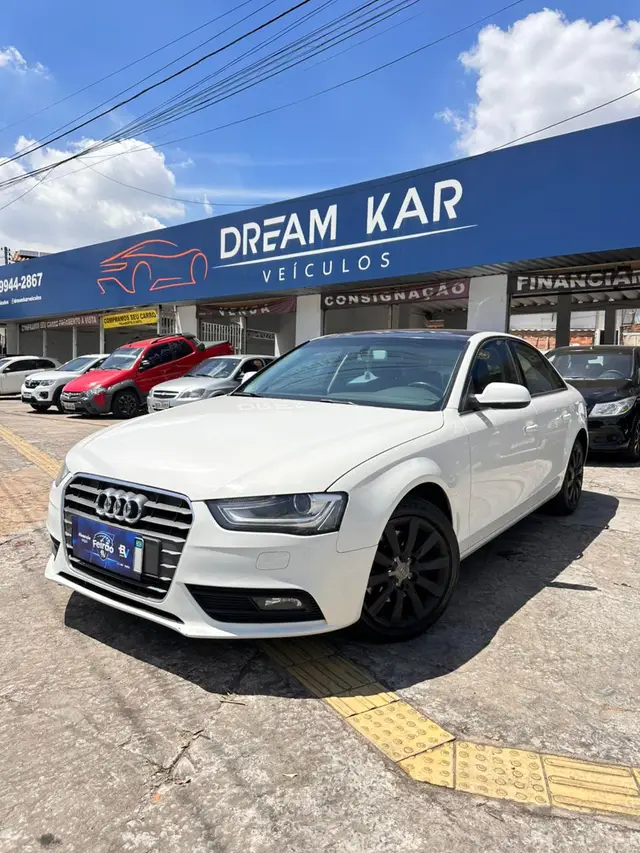 Carro Audi A4 2013 2.0 TFSI Attraction Multitronic