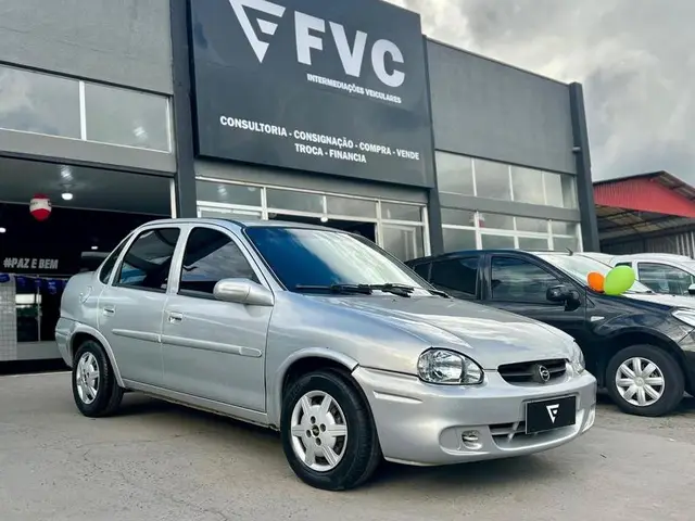 Carro Chevrolet Classic 2005 Corsa Sedan  Spirit 1.6