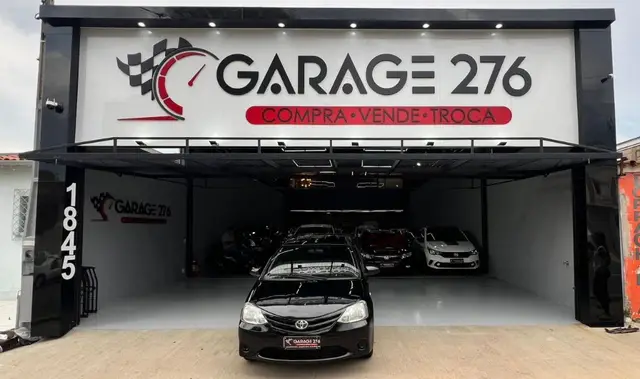 Carro Toyota Etios 2014 X 1.3 (Flex)