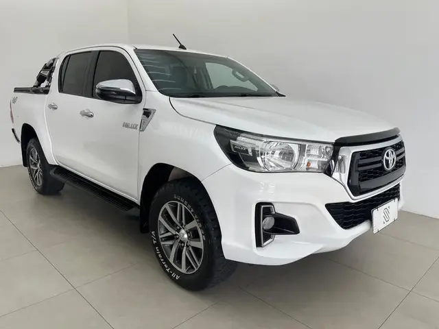 Carro Toyota Hilux Cabine Dupla 2020 Hilux 2.8 16v TDI SRV CD 4x4 (Aut)
