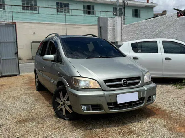 Carro Chevrolet Zafira 2006 Elegance 2.0 (Flex) (Aut)