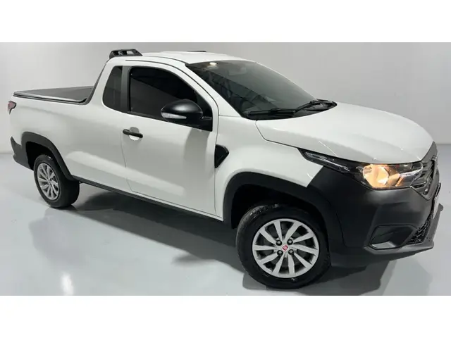 Carro Fiat Strada 2025 Endurance 1.3 Flex 8V CS