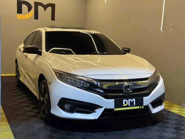Carro Honda Civic 2017 Touring 1.5 Turbo CVT
