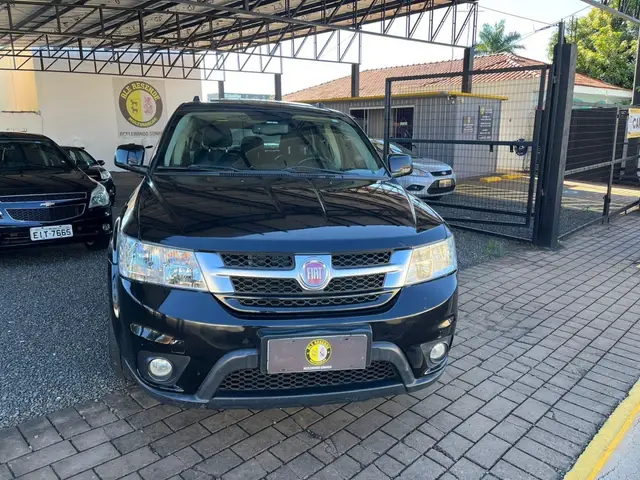 Carro Fiat Freemont 2015 2.4 16V Precision (Aut)