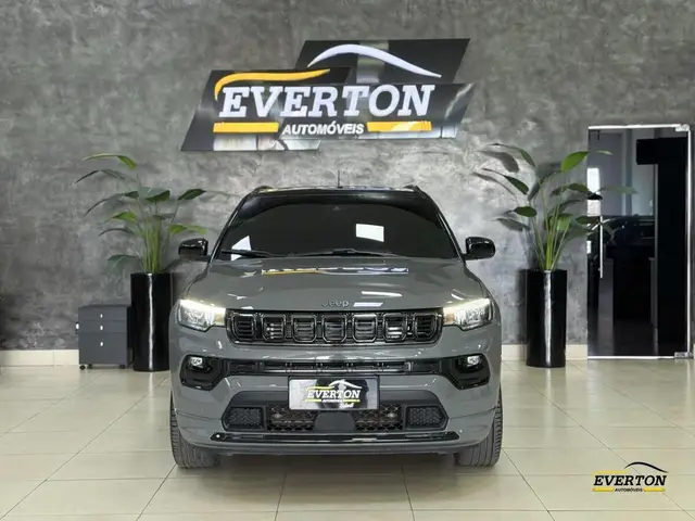 Carro Jeep Compass 2025 Blackhawk