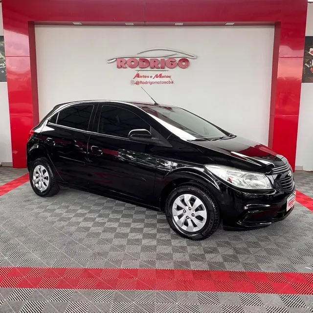 Carro Chevrolet Onix 2018 1.0 Joy SPE/4