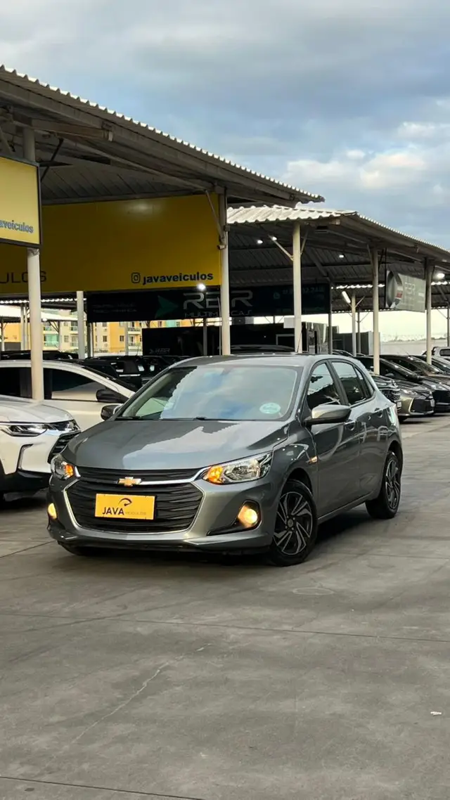 Carro Chevrolet Onix 2025 LT 1.0 Turbo