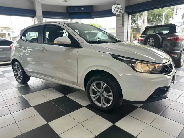 Carro Fiat Argo 2025 Drive 1.0