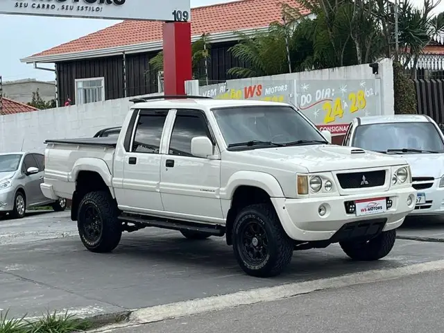 Carro Mitsubishi L200 2000 L 200 GL 4x4 2.5 Turbo (nova série) (cab. dupla)