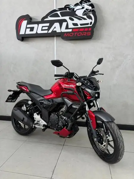 Moto Yamaha Fazer FZ15 2025 ABS