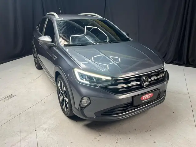 Carro Volkswagen Nivus 2023 Highline 200 TSI