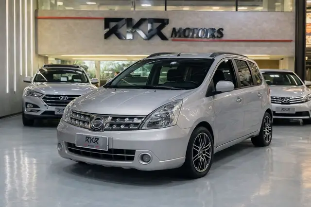 Carro Nissan Livina 2012 SL 1.8 16V (flex) (aut)
