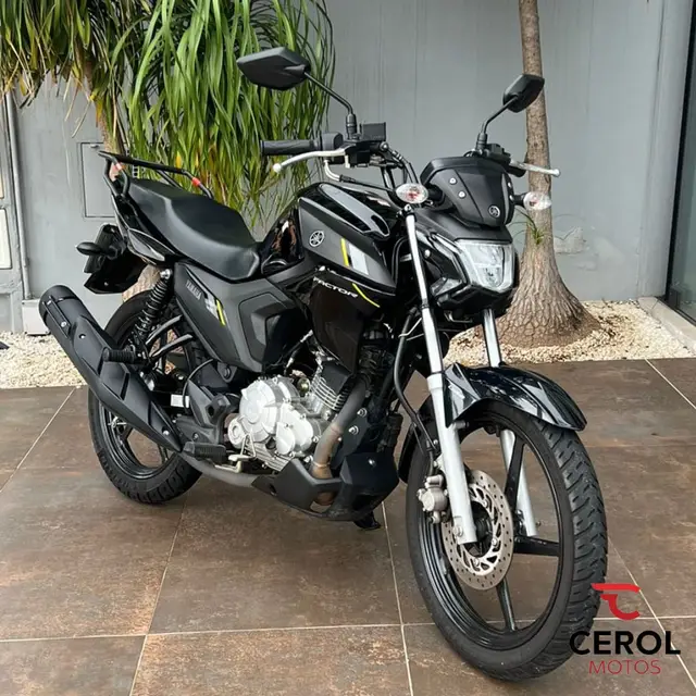 Moto Yamaha YBR 150 Factor 2025 Standard