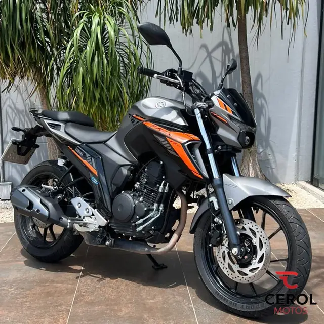 Moto Yamaha Fazer FZ25 2025 Connected