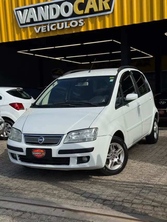 Carro Fiat Idea 2006 ELX 1.4 (Flex)