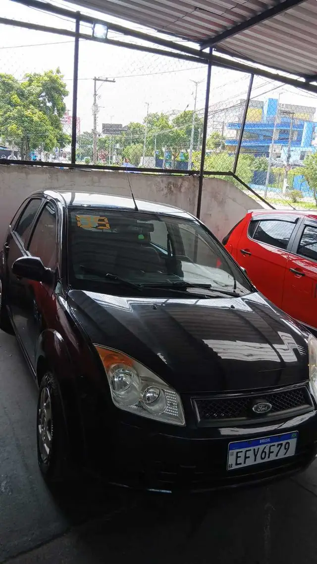Carro Ford Fiesta Hatch 2009 1.0 (Flex)