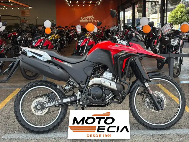 Moto Yamaha XTZ 250 Lander 2025 Connected