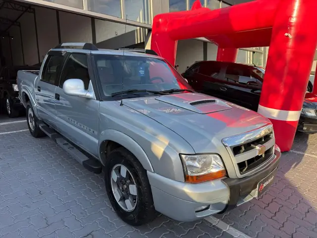 Carro Chevrolet S10 Cabine Dupla 2010 S10 Executive 4x2 2.4 (Flex) (Cab Dupla)