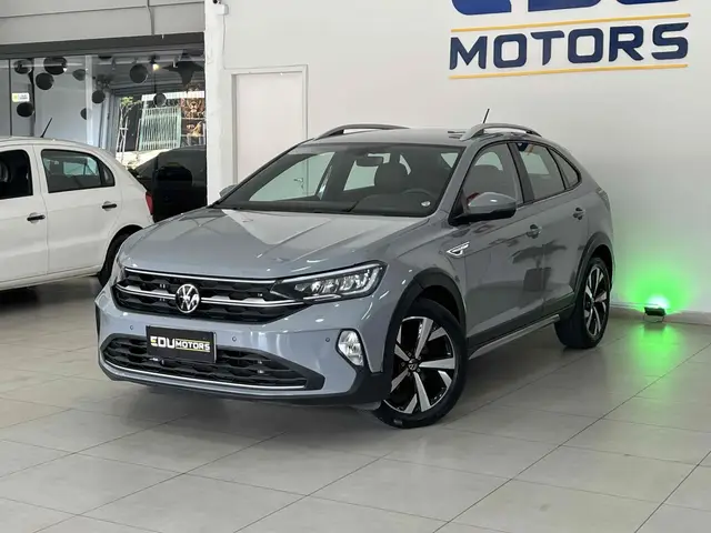 Carro Volkswagen Nivus 2024 Highline 200 TSI