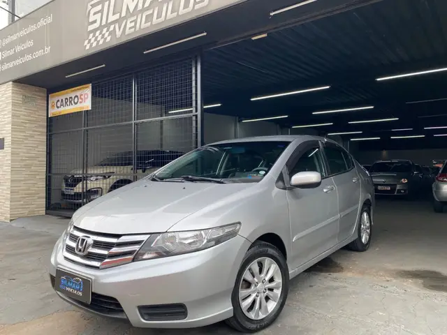 Carro Honda City 2013 LX 1.5 16V (flex)