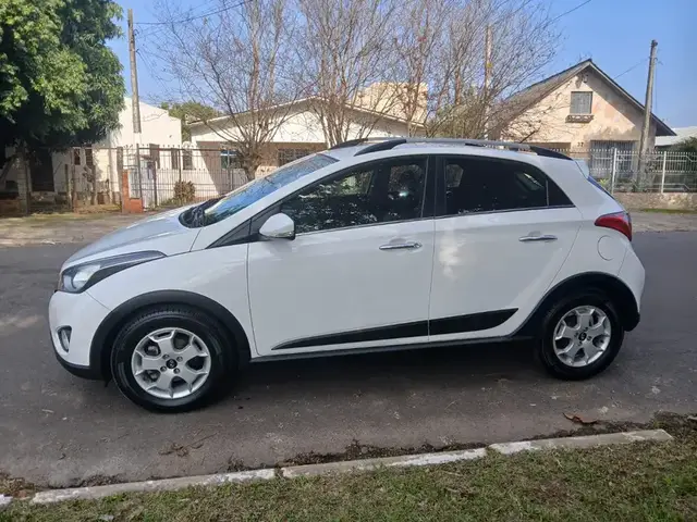 Carro Hyundai HB20X 2015 Premium 1.6 (Aut) (Flex)