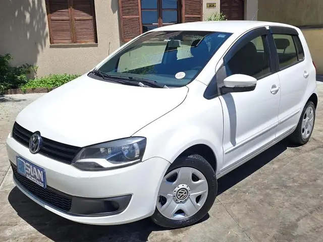 Carro Volkswagen Fox 2013 1.6 VHT (Flex)