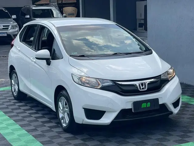 Carro Honda Fit 2016 1.5 16v LX CVT (Flex)